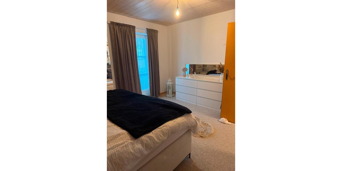 Dachgeschoßwohnung Peiting - 2 Zimmer, 55 m&sup2;, 250.000&euro; | Angebot:27185504