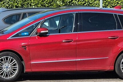 Ford S-Max 54.700 km 29.890 € Kempen 47906