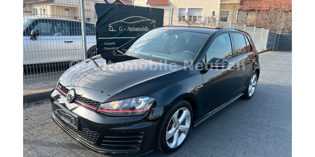 VW Golf 136.890 km 14.990 &euro; Neuffen 72639