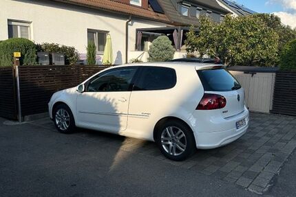 VW Golf 118.454 km 5.990 € Sindelfingen 71069