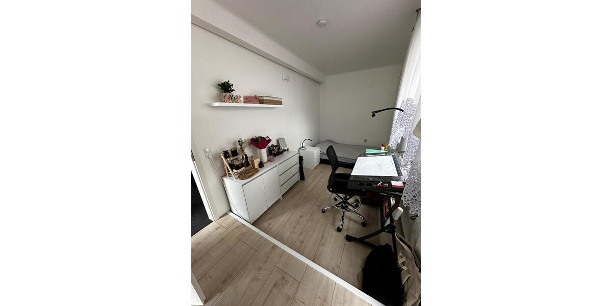 Erdgeschoßwohnung Losheim am See - 1 Zimmer, 20 m&sup2;, 470&euro; | Angebot:26412259