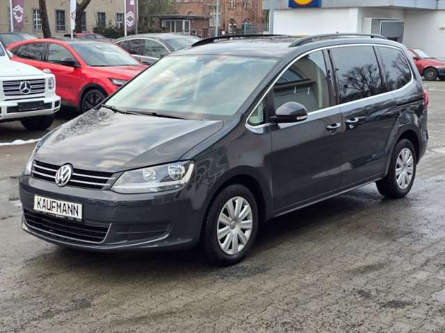 VW Sharan 211.607 km 11.890 &euro; Berlin - Steglitz 12247