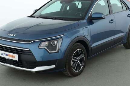 Kia Niro 5.327 km 26.390 &euro; Köln 50739