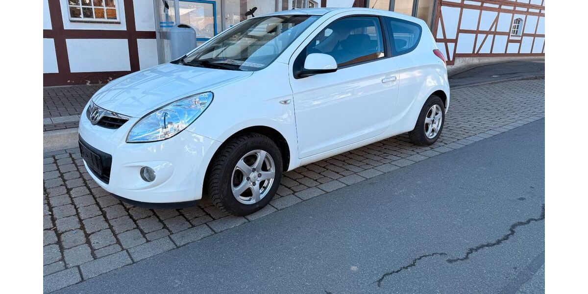 Hyundai i20 150.181 km 2.499 &euro; Katlenburg-Lindau 37191