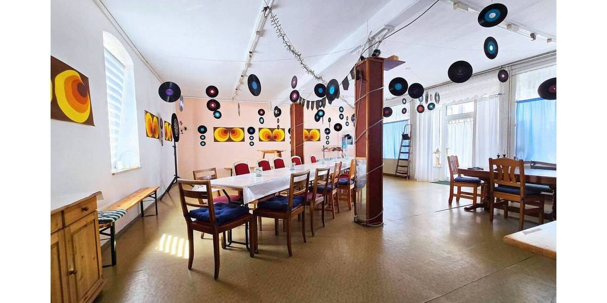 Mehrfamilienhaus, Wohnhaus Gröbzig Gröbzig - 8 Zimmer, 290 m&sup2;, 85.000&euro; | Angebot:26858802