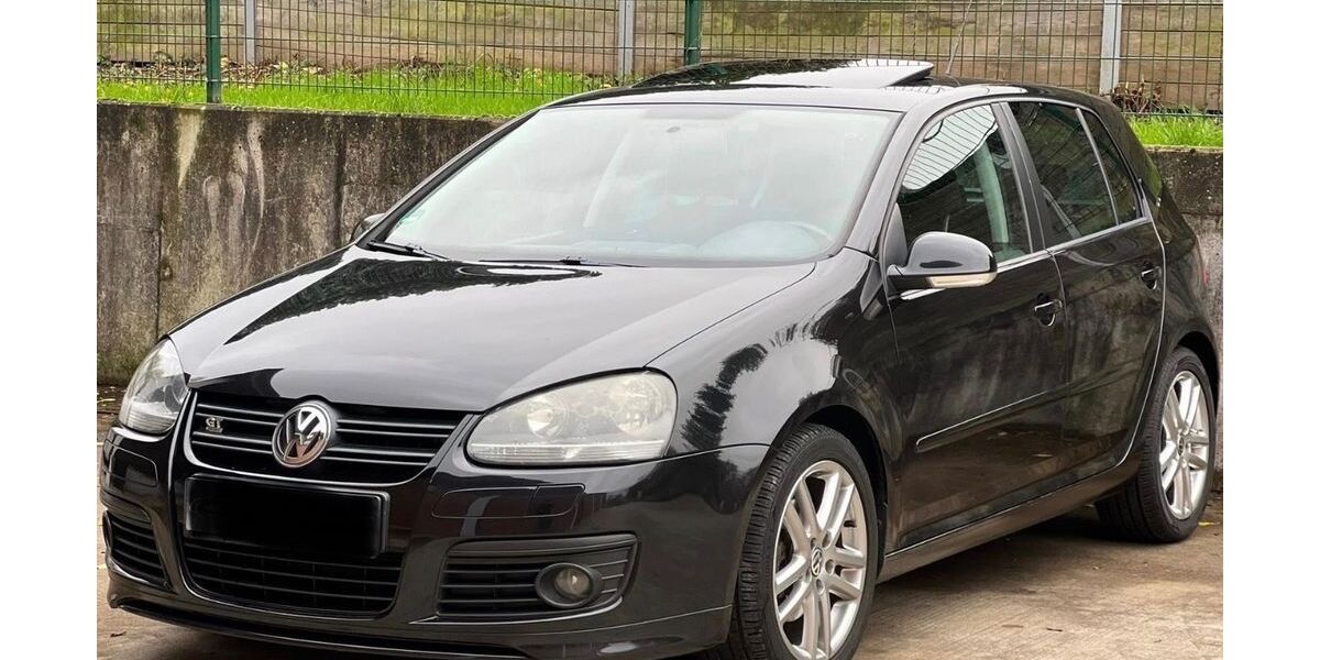 VW Golf 270.000 km 3.850 &euro; Ludwigsburg 71642