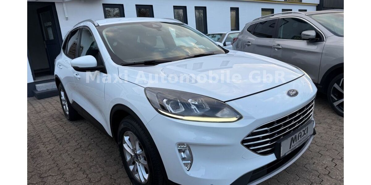 Ford Kuga 139.000 km 15.990 &euro; Ammerndorf 90614