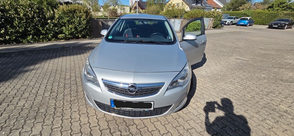 Opel Astra 100.500 km 5.500 &euro; Rheinstetten 76287