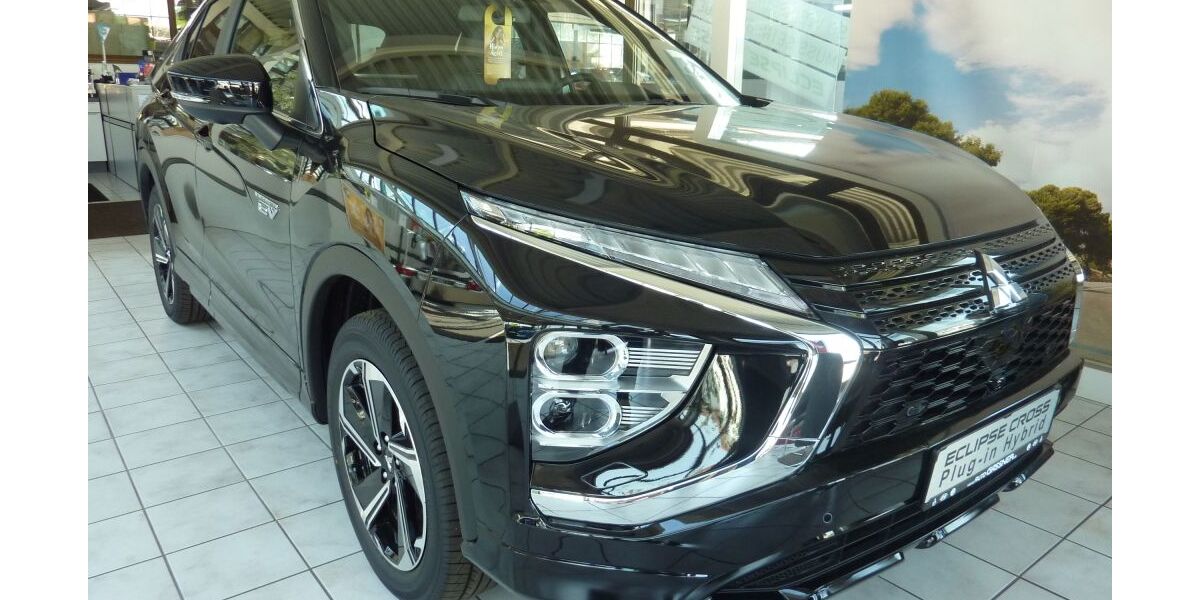 Mitsubishi Eclipse Cross 33.400 km 27.490 € Ainring 83404