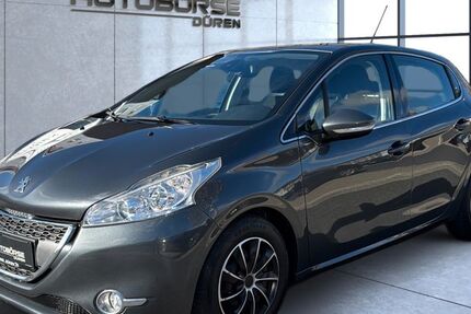 Peugeot 208 99.291 km 7.399 &euro; Düren 52351