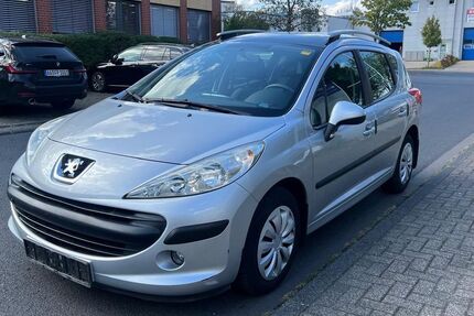 Peugeot 207 106.000 km 1.999 &euro; Köln 50739