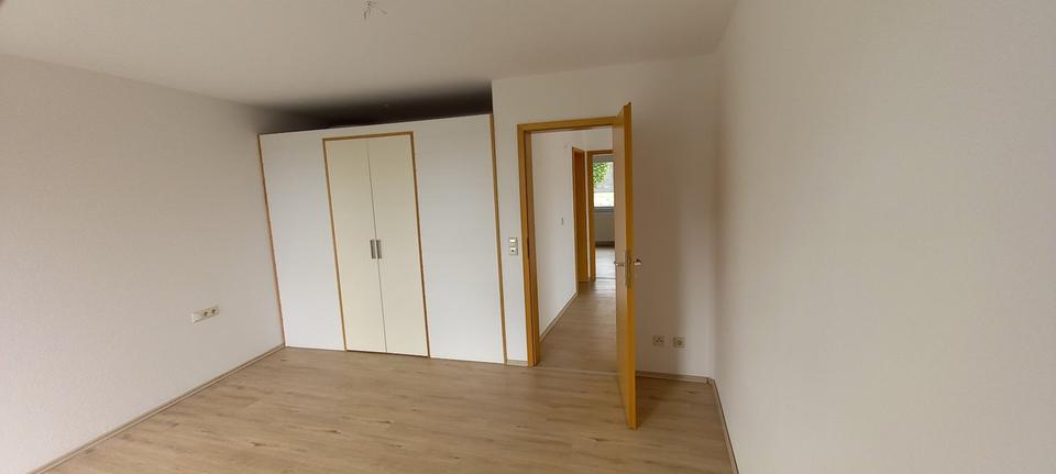 Erdgeschoßwohnung Bingen - 4 Zimmer, 85 m&sup2;, 750&euro; | Angebot:26699886