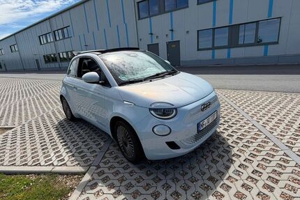 Fiat 500e 25.336 km 18.990 &euro; Wyk auf Föhr 25938