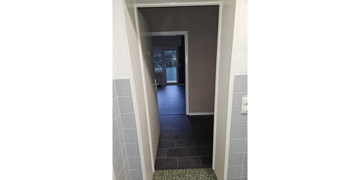 Erdgeschoßwohnung Wesseling - 2 Zimmer, 68 m&sup2;, 980&euro; | Angebot:25853555