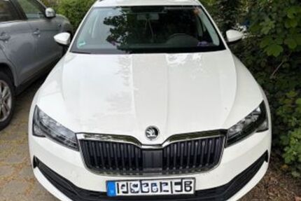 Skoda Superb 133.500 km 13.500 &euro; Konstanz 78467