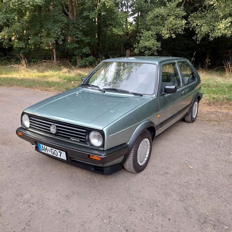 VW Golf 99.000 km 9.490 € Isselburg 46419