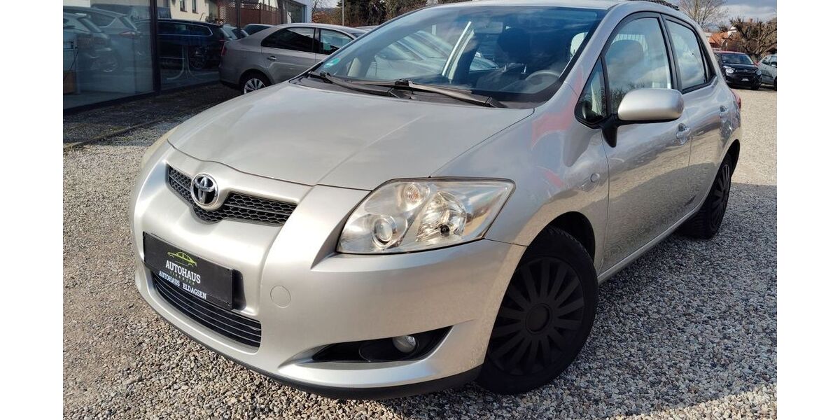 Toyota Auris 137.032 km 5.490 &euro; Springe 31832