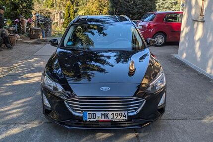 Ford Focus 93.700 km 13.300 &euro; Dresden 01099