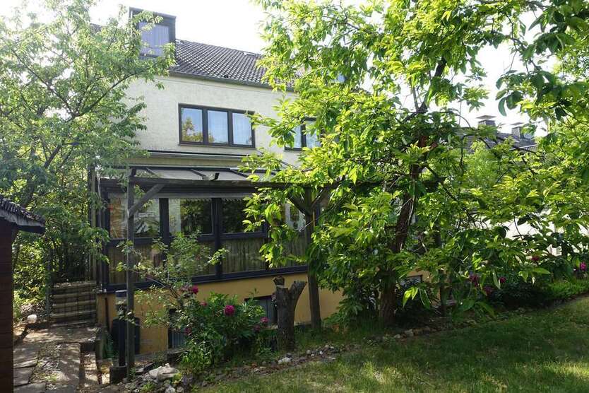 Haus zum Kaufen in Bonn 540.000 € 137 m²