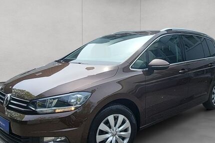 VW Touran 65.300 km 17.980 &euro; Rendsburg 24768