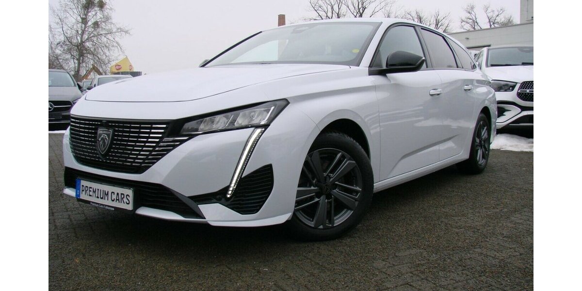 Peugeot 308 1.5L Allure ACC AHK LED Navi Kamera 34.524 km 23.980 &euro; Falkensee 14612