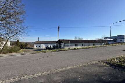 Halle in Much 745.000 € 840 m²