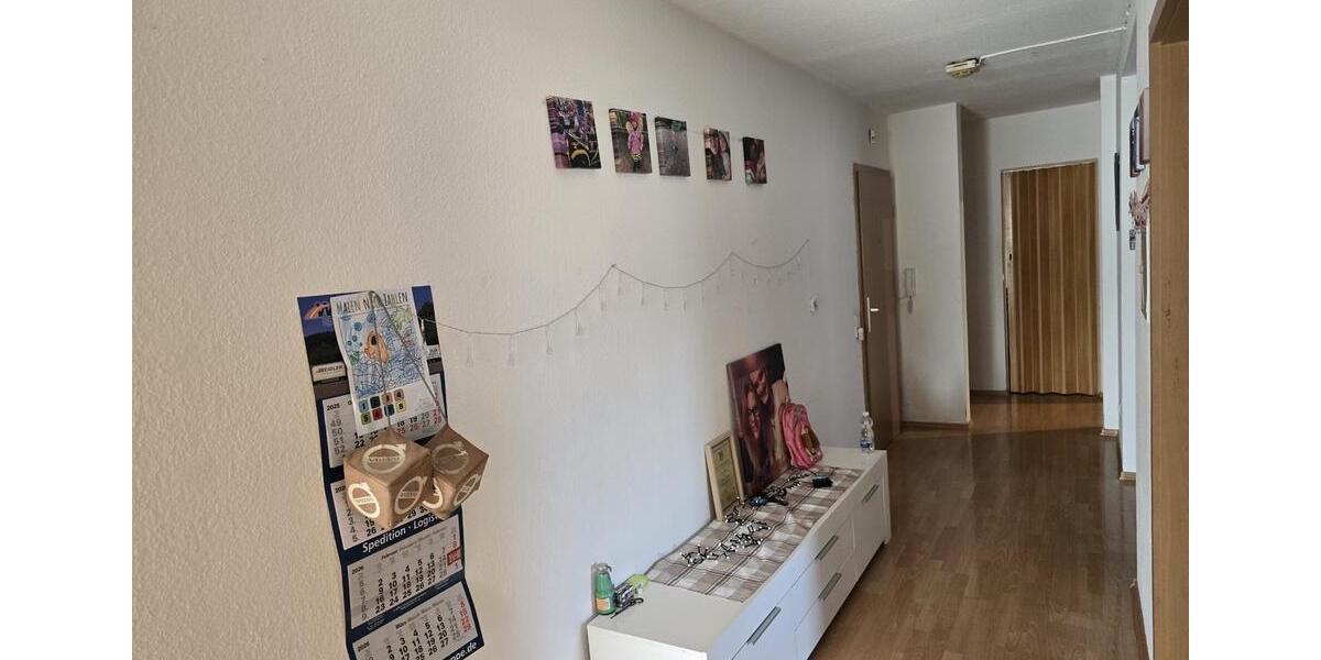 Dachgeschoßwohnung Baumholder - 3 Zimmer, 96 m&sup2;, 700&euro; | Angebot:25379185