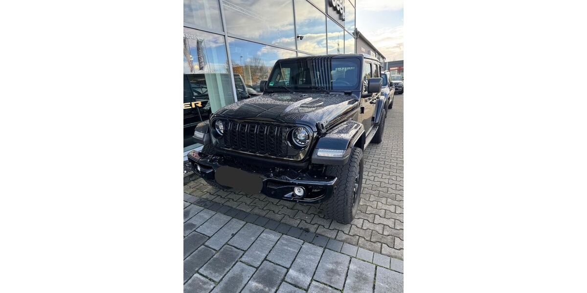 Jeep Wrangler 13.500 km 58.990 &euro; Karbach 97842