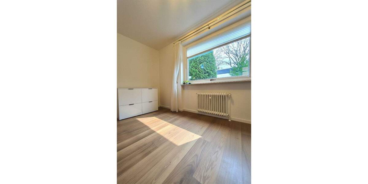 Gewerbeobjekt Norderstedt Harksheide - 9 Zimmer, 260 m&sup2;, 1.325.000&euro; | Angebot:23953195