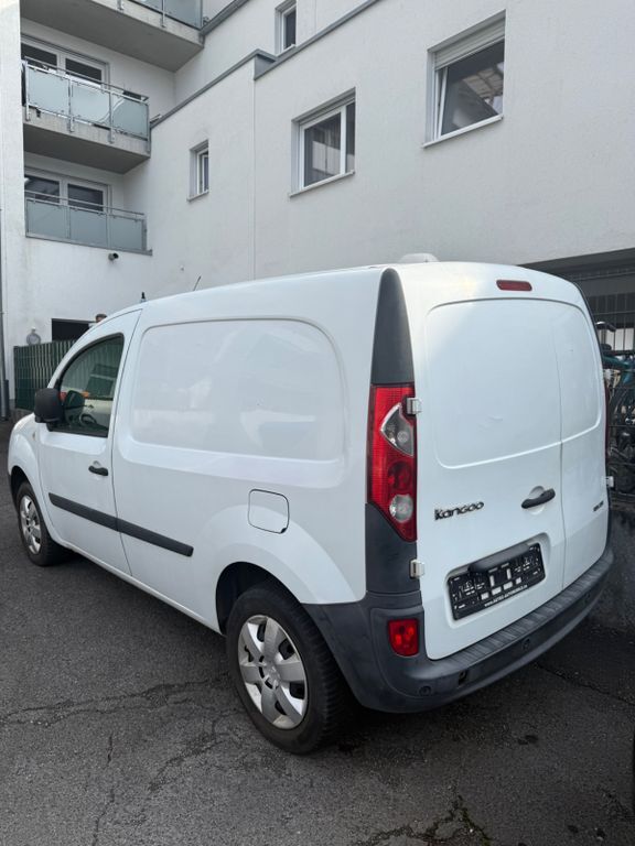Renault Kangoo 270.762 km 2.999 € Bonn 53229