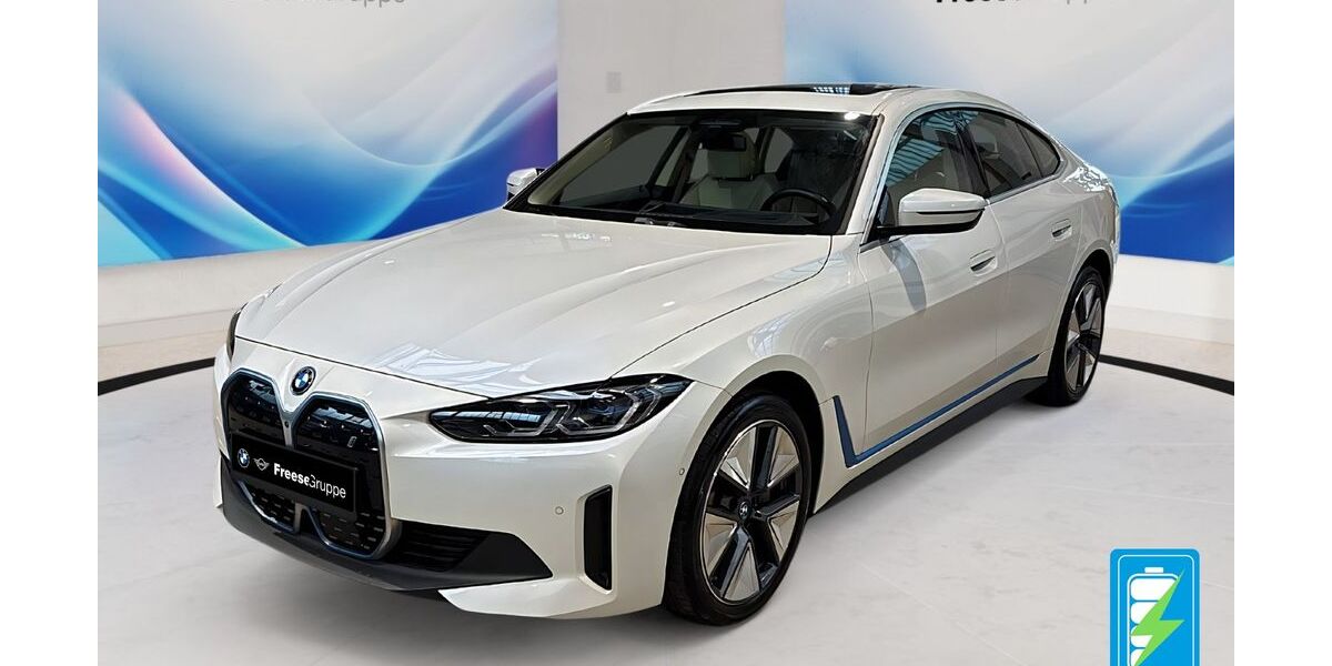 BMW i4 83.479 km 33.990 &euro; Oldenburg 26135