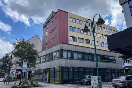 Büro in Duisburg 2.445 € 326 m² zimmer