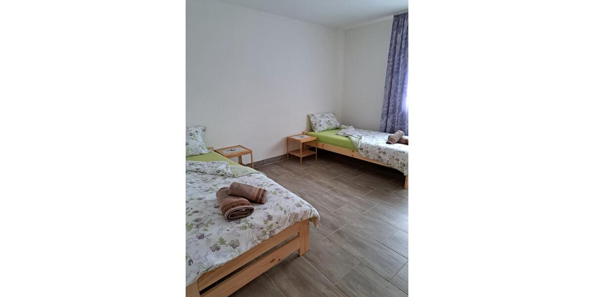 Mehrfamilienhaus, Wohnhaus Ravenstein - 9 Zimmer, 223 m&sup2;, 699.000&euro; | Angebot:26777182