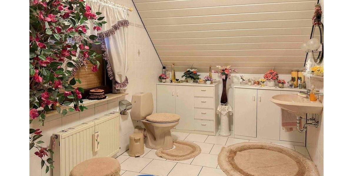 Einfamilienhaus Hennef (Sieg) Köschbusch - 4 Zimmer, 229.000&euro; | Angebot:26218913