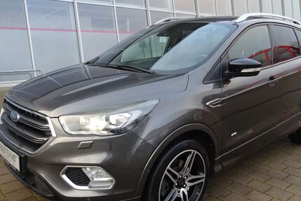 Ford Kuga 68.906 km 19.290 &euro; Steißlingen 78256