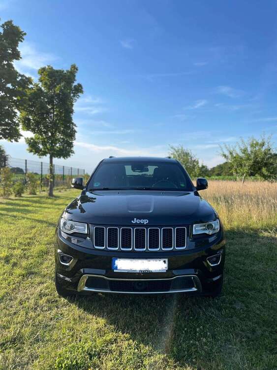Jeep Grand Cherokee 133.000 km 23.500 € Bochum 44795
