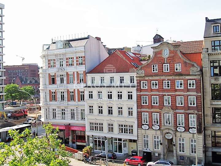Büro in Hamburg 3.016,94 € 276.53 m²