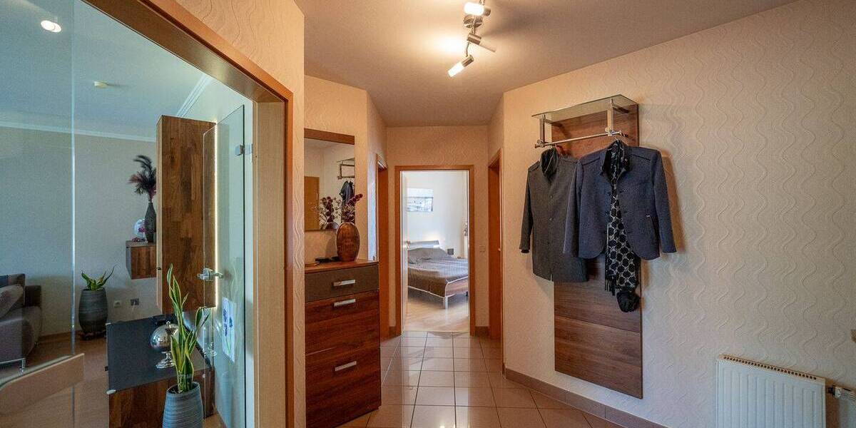 Etagenwohnung Erkelenz - 3 Zimmer, 77 m&sup2;, 239.000&euro; | Angebot:23954347