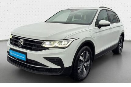 VW Tiguan 29.399 km 28.990 &euro; Bad Nauheim 61231