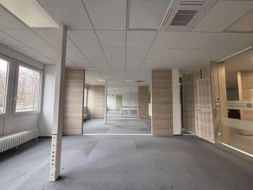 Büro in Berlin 4.770,78 € 340.77 m²