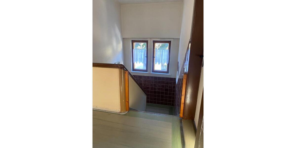 Einfamilienhaus Schmalkalden - 7 Zimmer, 142 m&sup2;, 110.000&euro; | Angebot:25900006