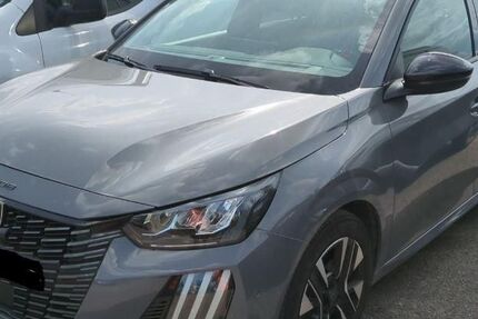 Peugeot 208 18.681 km 15.280 &euro; Rüsselsheim 65428