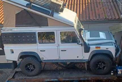 Land Rover Defender 142.110 km 54.850 € Neuruppin 16816