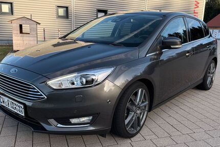 Ford Focus 102.400 km 9.900 &euro; Bad Wildbad 75323