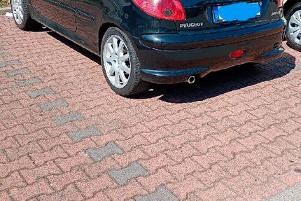 Peugeot 206 112.000 km 1.800 &euro; Kahl 63796