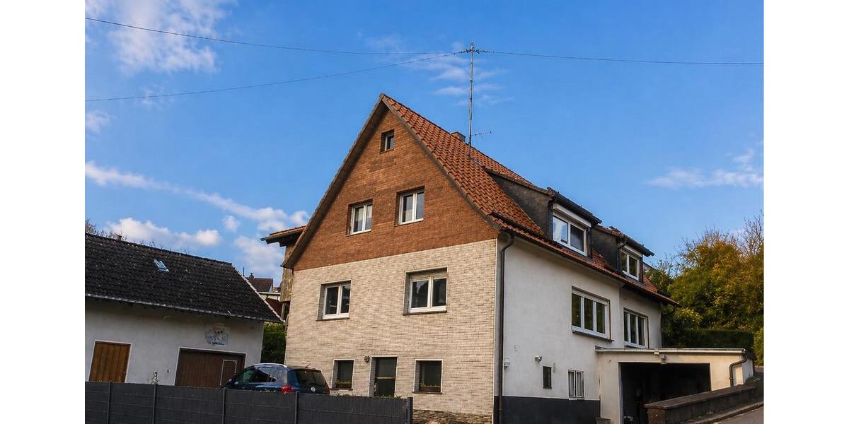 Mehrfamilienhaus, Wohnhaus Bergneustadt - 8 Zimmer, 233 m&sup2;, 459.000&euro; | Angebot:26575881