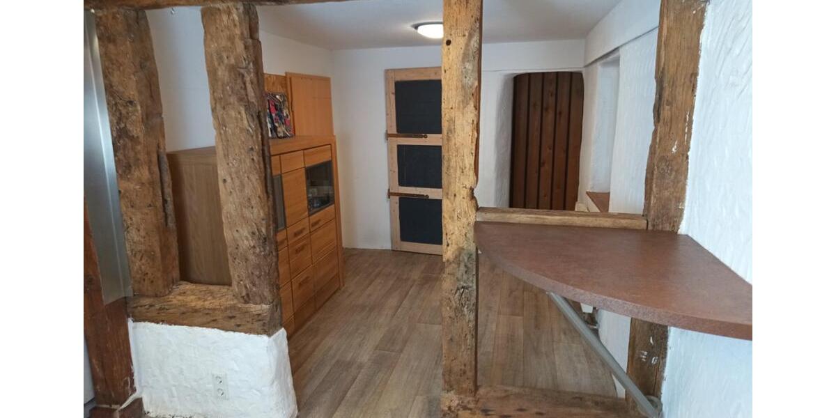 Doppelhaushälfte Hilchenbach - 7 Zimmer, 180 m&sup2;, 219.000&euro; | Angebot:27288594