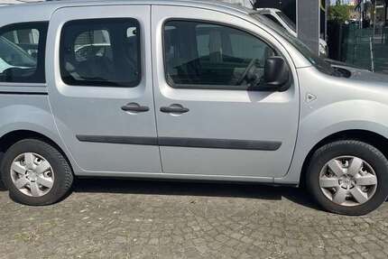 Renault Kangoo 163.000 km 3.200 &euro; Köln 51105