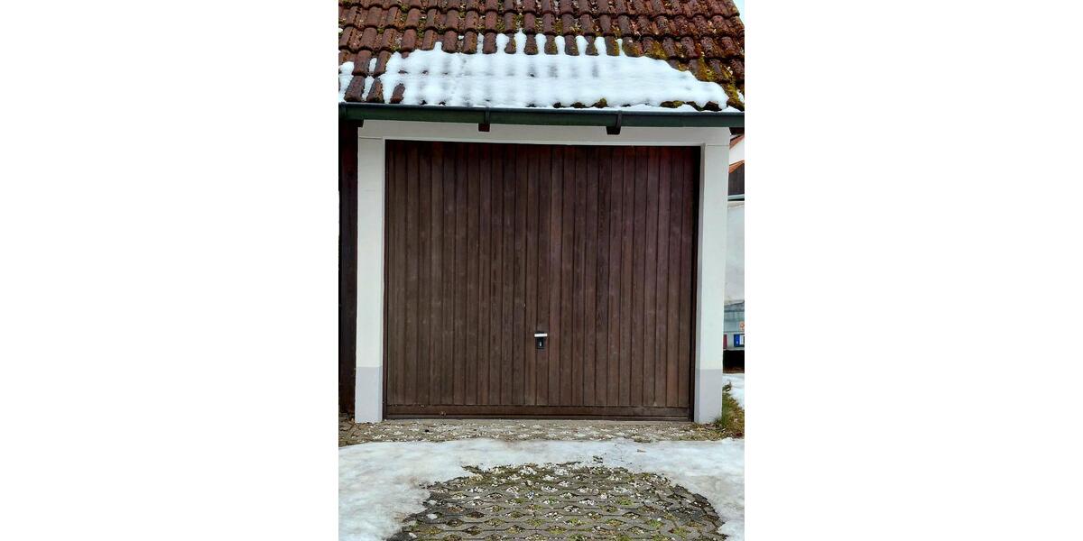 Dachgeschoßwohnung Köfering - 2 Zimmer, 52 m&sup2;, 189.000&euro; | Angebot:24836338