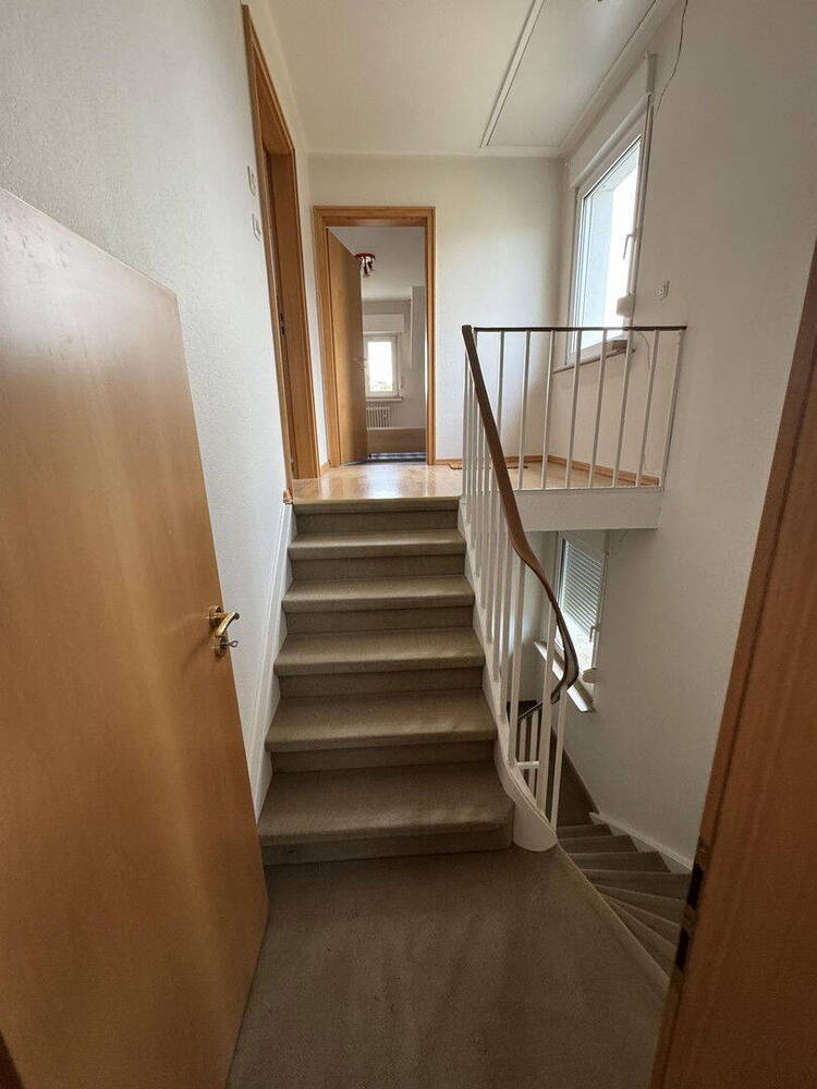 Zentrales Wohnen an der Lippe: Großzügiges Familienhaus mit Garten